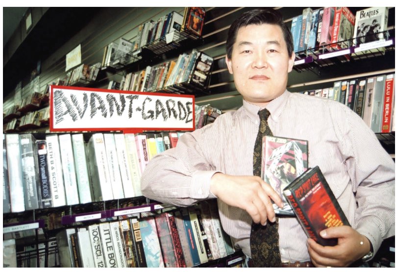 Episode 215 of The Radio Hour That Feels Like Two Hours now playing (link below), this week with new stuff from Zuli, Sensational, Magik Markers, Celebrity Handshake and more. 

<a href="/mixcloud/">Mixcloud</a> 

mixcloud.com/gerardcosloy/0…