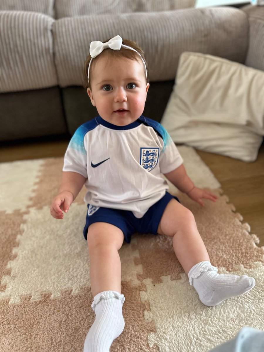 Miah 🏴󠁧󠁢󠁥󠁮󠁧󠁿🤍 #SSNThreeLions