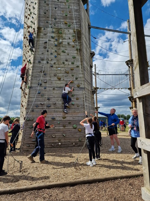 The Alderton Junior School tweet media