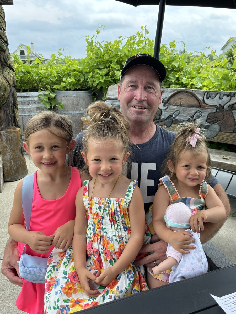 Shadow Rohloff tweet media