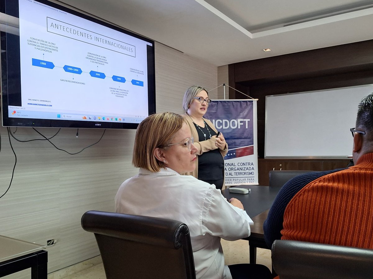 oncdoftvzla2's tweet photo. #10JUL|| Este martes, la @oncdoftvzla2 capacitó a más 70 funcionarios en el taller: “Nuevos desafíos internacionales en materia de prevención de LC/FT/FPADM, el cual fue dictado por la facilitadora Nancy Granadillo, RUF-Oncdoft N°25.

#PoesiaMundialEnVenezuela https://t.co/gP4bHE8ONG