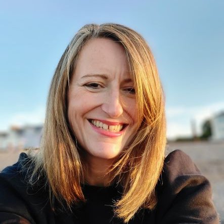 We’re thrilled that our event on 4 Sept at @TrinityLaban will be facilitated by creative innovator and strategic designer Emma McFarland, who has worked with orgs including the <a href="/NationalGallery/">National Gallery</a> &amp; authored the Dance &amp; Museums symposium report ten years ago imaginationmuseum.co.uk/event/moving-i…