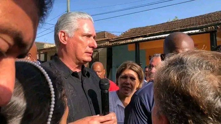 JosGuer36495320's tweet photo. Visita del primer Secretario del Comité Central @DiazCanelB el municipio Melena del Sur en #Mayabeque hoy día 10 de julio 2024
@UJCdeCuba @MeyvisEstevezE @BYuniaky @DrMoraMartin1 https://t.co/wcZLfZJ6zi