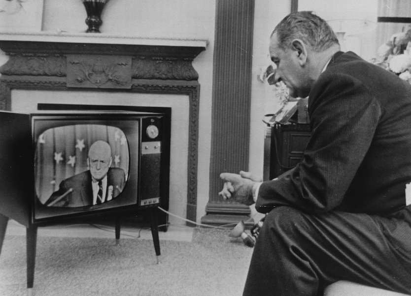 LBJLibrary's tweet photo. #OnThisDay: #LBJ watches Speaker of the House, #SamRayburn, nominate him for #POTUS at the #DemocraticNationalConvention.

📷 UPI Telephoto | 07/13/1960 | #LosAngeles, #California https://t.co/DTy8mbGqbF
