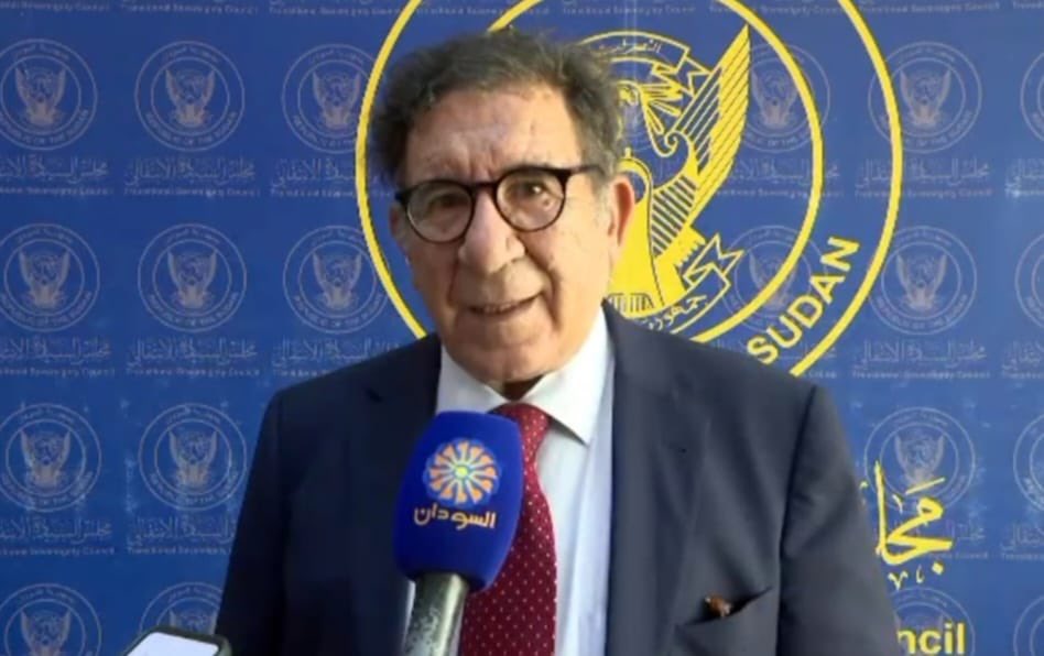 TSC_SUDAN's tweet photo. ⭕️ عقار يشدد على ضرورة المحاسبة وعدم الإفلات من العقاب في الجرائم التي ارتكبتها مليشيا الدعم السريع المتمردة

بورتسودان ١٠-٩-٢٠٢٤م 

#إعلام_مجلس_السيادة_الانتقالي

#السودان https://t.co/2OlbSU8HjP