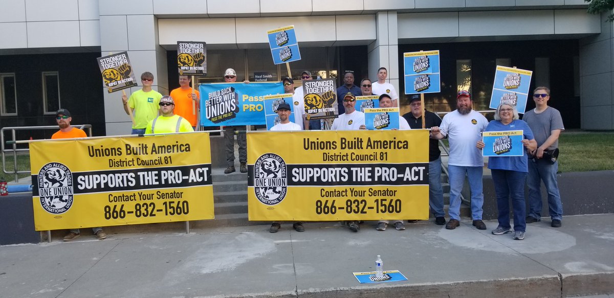 IUPATDC81's tweet photo. Empower yourself with the solidarity of a union! Research from EPI has shown that unionized workers generally have better pay, benefits, and working conditions. Join today! https://t.co/JzgPekkTjB Learn more: https://t.co/m1ELnT2YA8 #UnionAdvantage #SupportAndAdvocacy 💼🤝 https://t.co/i7AGzvfijq