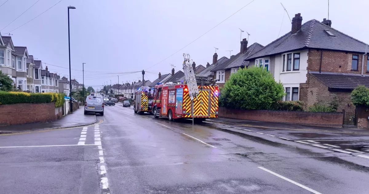 Firefighters tackle Coventry house blaze as room 'engulfed in flames' bit.ly/4cSu49v