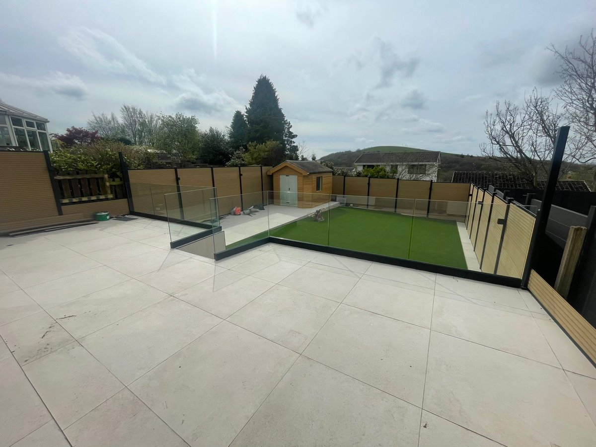 Cheadle Glass Systems tweet media