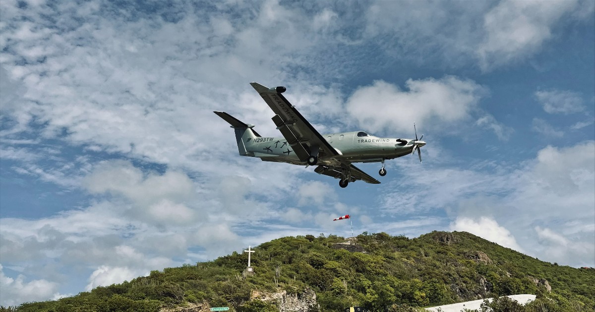 flytradewind's tweet photo. We are pleased to announce that St Barths scheduled service flights from San Juan and Antigua are now available for booking through April 2025! ✈️

To view our schedule and book your trip, visit https://t.co/PsNRIeWPl4 or contact our reservations team at 203-267-3305 option 1. https://t.co/g5p2SDfgQA