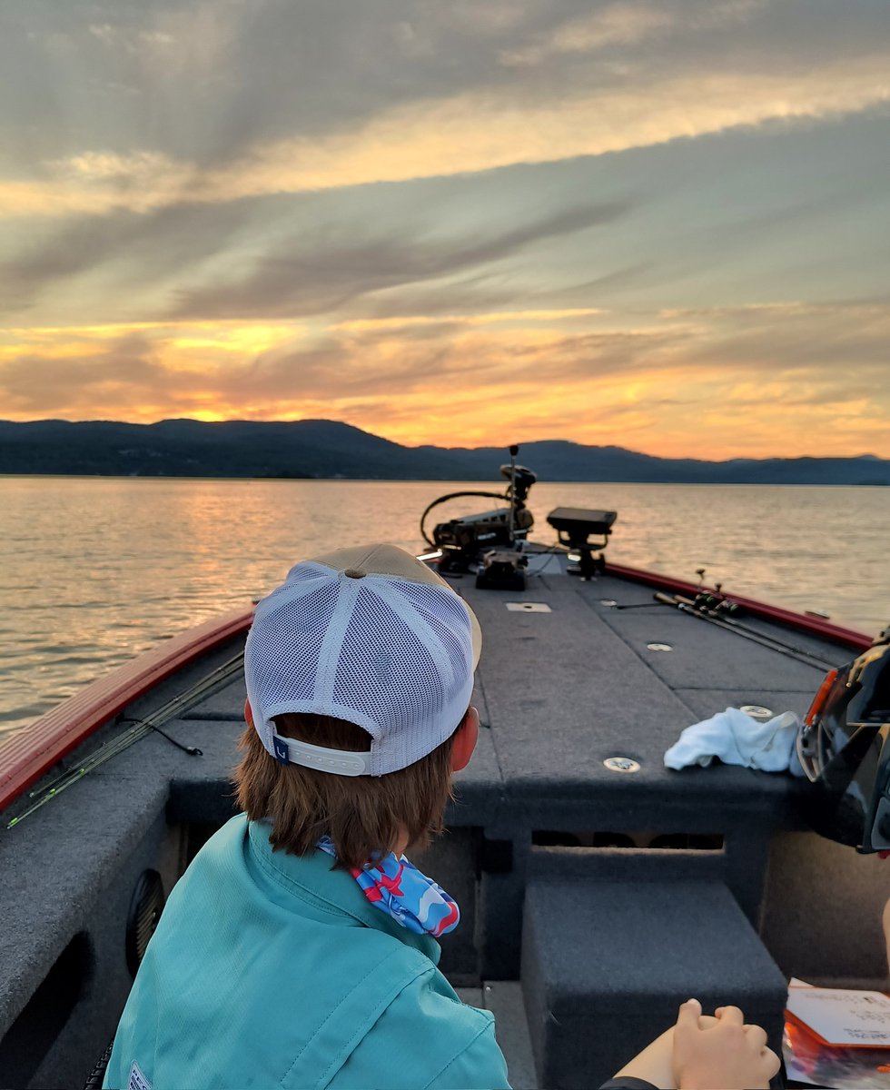 We go to Lake George yearly to fish.  Funny how we end up pondering our very existence on this incredible planet.
 
BrayZMan Schills deep in thought after a fruitful day of fishing........  

#thankful <a href="/Zmanfishing/">Zmanfishing</a> <a href="/ColumbiaPFG/">Columbia PFG</a> #lundboats <a href="/lakegeorge/">Lake George, NY</a>