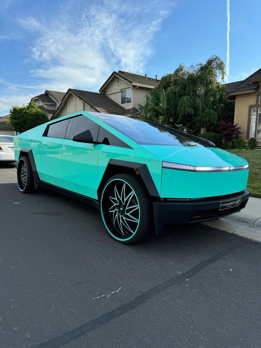 Money Boy tweet media