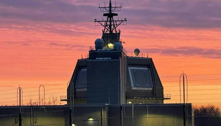 #NATO’s new missile defence base in Poland now mission ready for the defence of the Alliance.

“Aegis Ashore” is part of NATO’s missile shield and is designed to detect, track and intercept ballistic missiles in flight.

bit.ly/3VZbwxN