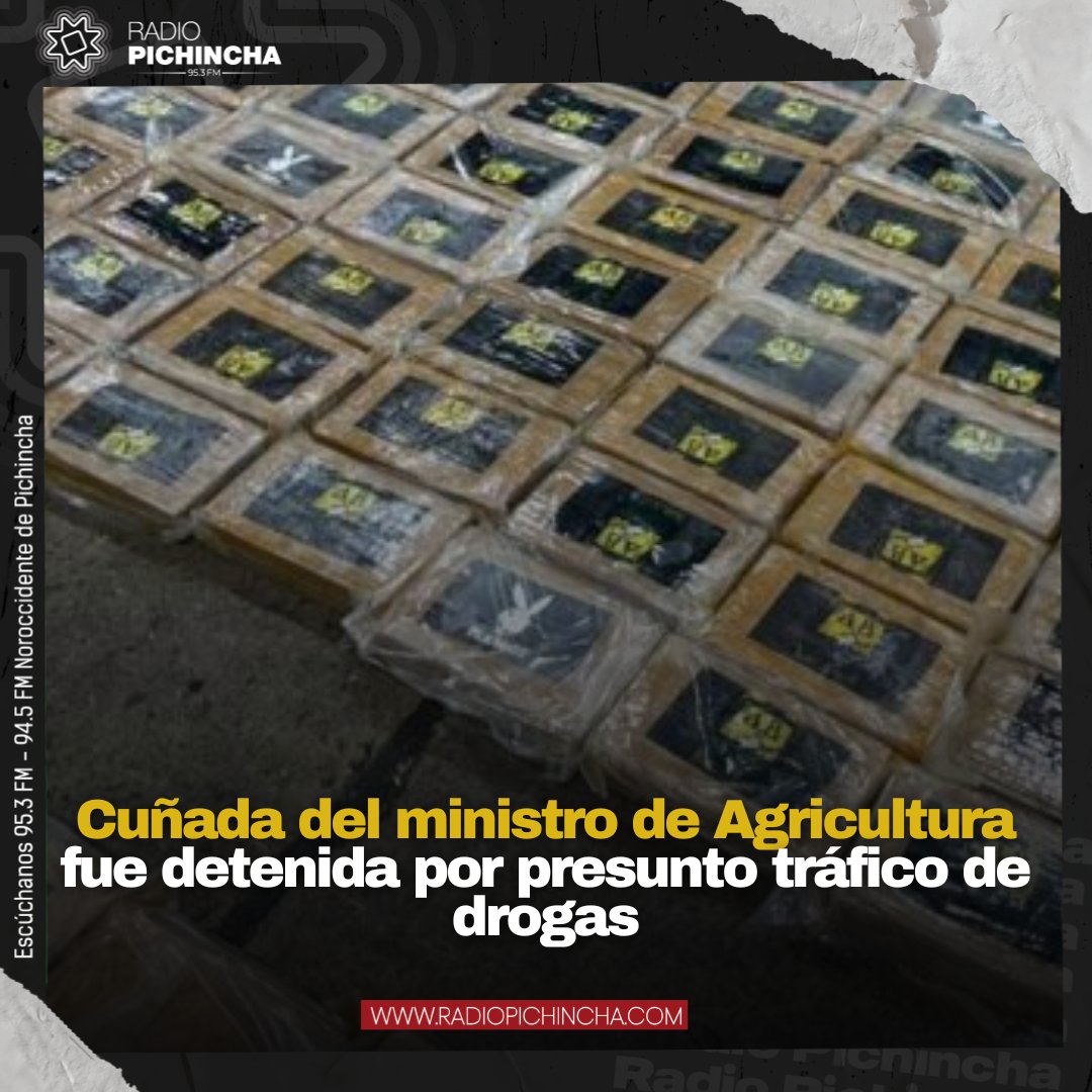 radio_pichincha's tweet image. 📰#NACIONALES |  La detención se dio luego de que la Policía incautó tres toneladas de droga en un cargamento de banano, en el puerto Bolívar, que tenía como destino Rusia.
Los detalles⬇
radiopichincha.com/cunada-ministr…