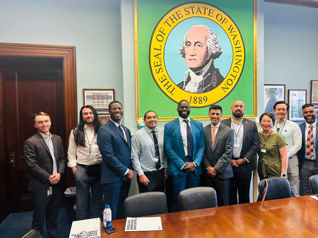 SoloCeesay's tweet photo. Had an unimaginable experience alongside @standwithcrypto, @coinbase, and a cohort of inspirational, dynamic founders in DC today 🏛️

We had the chance to connect with the offices of @MariaCantwell, @PattyMurray, @LaphonzaB, and @AlexPadilla4CA to discuss the future of web3 and how we plan to utilize rebuild a better, more transparent, and financially inclusive world 🌎