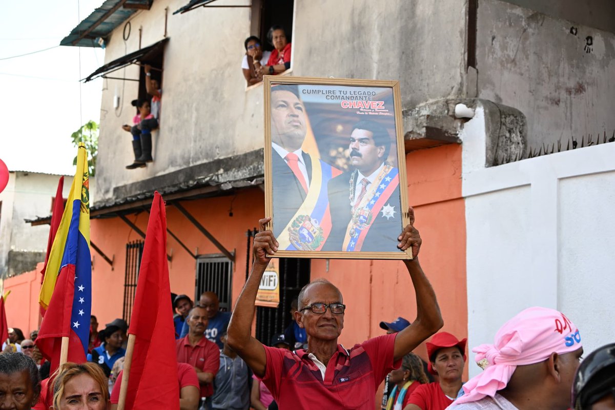 amarcanopsuv's tweet photo. TUMEREMO  aquí estamos !!! 
Convencido estoy que los pueblos del Sur de Bolívar se la juegan con nuestro presidente @nicolasmaduro para la victoria del 28 de julio https://t.co/27uZgjizPt