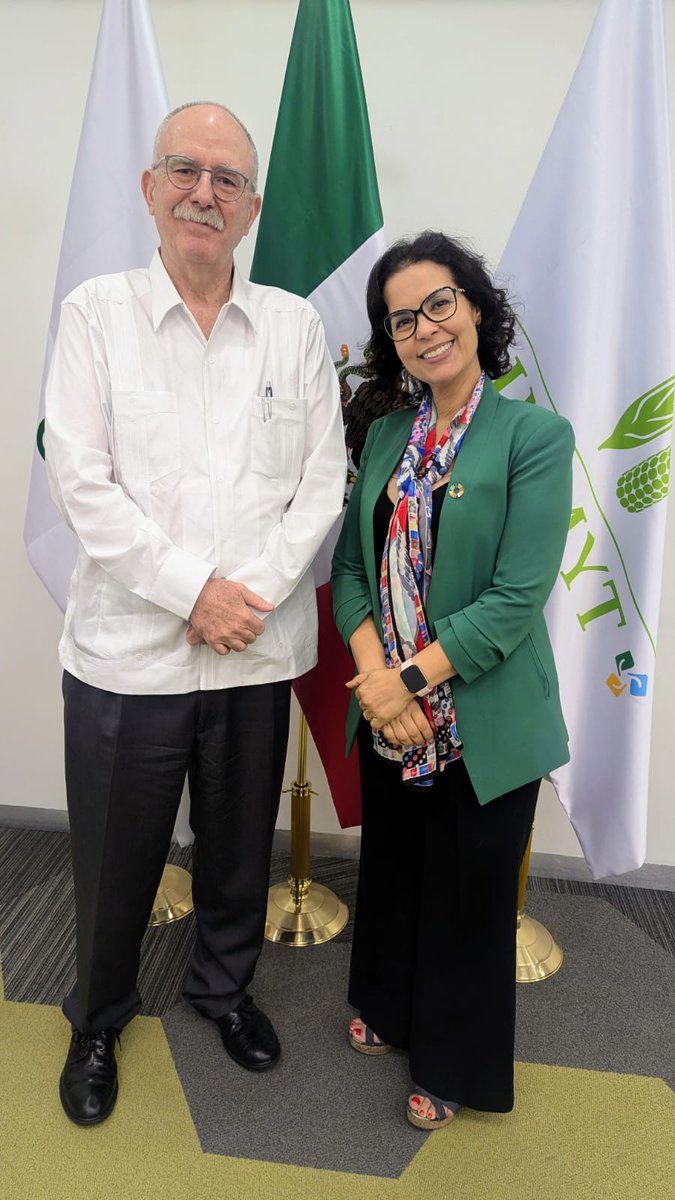 Julio Berdegué (@julioberdegue) on Twitter photo Tuve una muy fructífera reunión con la Dra <a href="/IsmahaneElouafi/">Ismahane Elouafi</a>, Directora Ejecutiva del <a href="/CGIAR/">CGIAR</a>. México debe ser un socio activo y responsable de la comunidad científica mundial para nuestra Soberanía Alimentaria. Tuve una muy fructífera reunión con la Dra <a href="/IsmahaneElouafi/">Ismahane Elouafi</a>, Directora Ejecutiva del <a href="/CGIAR/">CGIAR</a>. México debe ser un socio activo y responsable de la comunidad científica mundial para nuestra Soberanía Alimentaria.