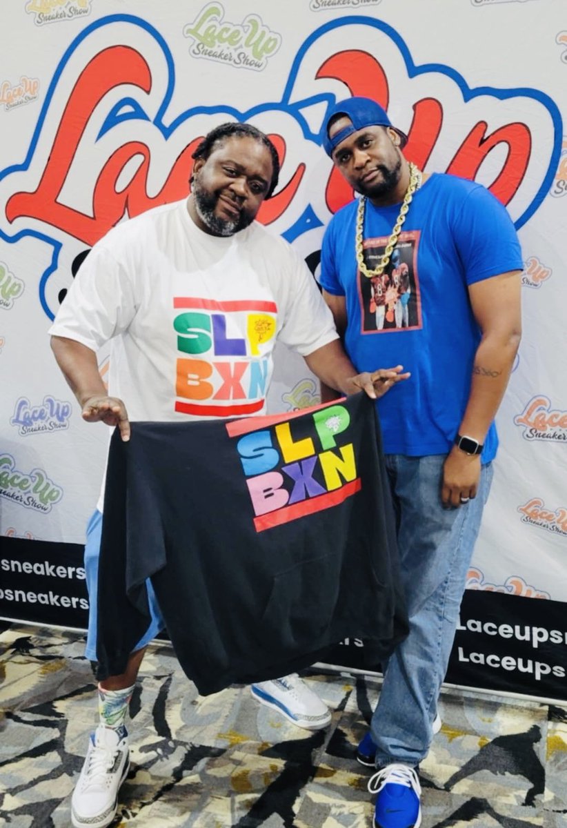 SlappzTV's tweet photo. SLAPPIN’ in from the Lace Up Sneaker Convention in H-Town!! https://t.co/w4eyIVmuDK