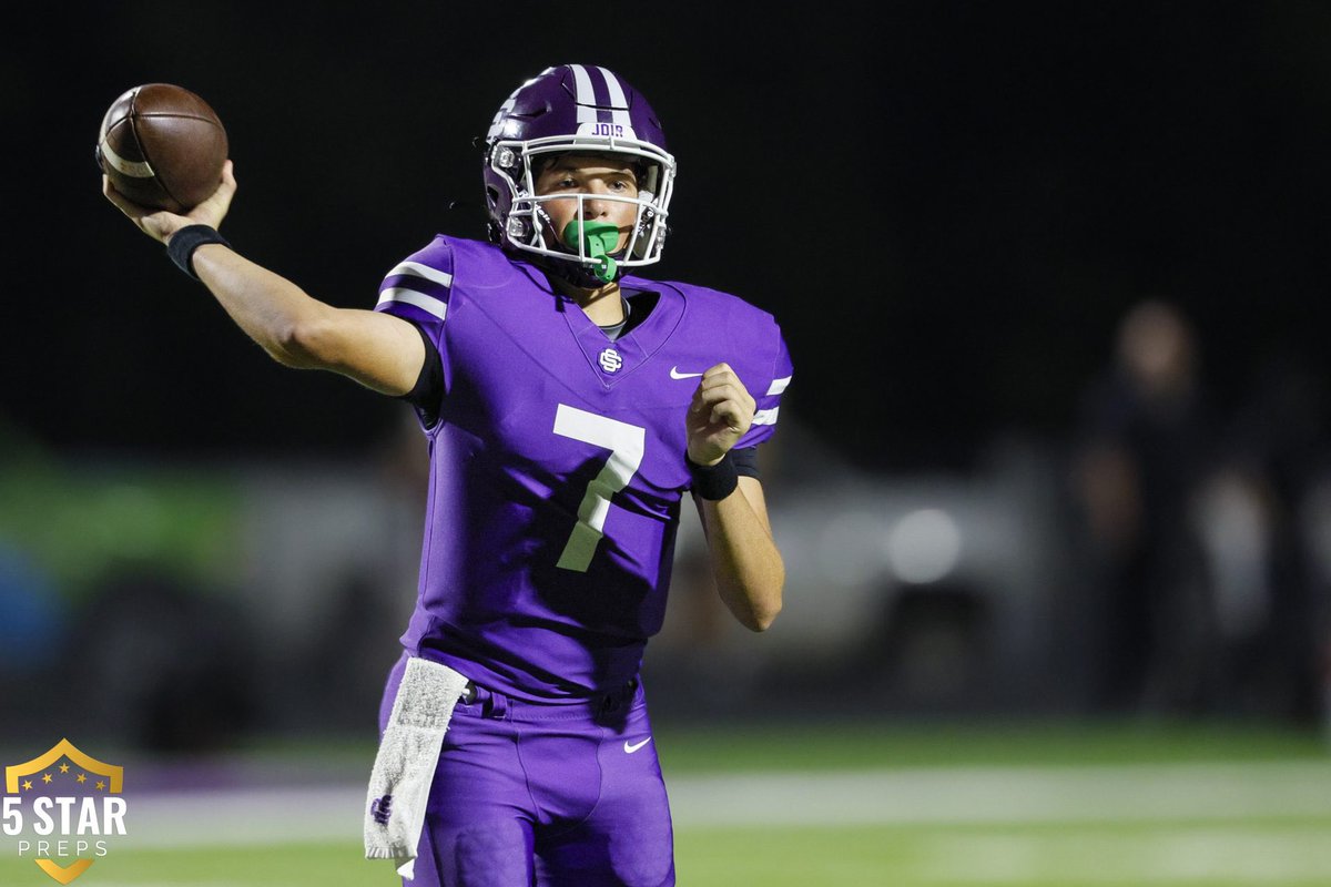 5StarPreps's tweet photo. 7v7 REPORT: Sevier County Smoky Bears

🏈 Cooper Newman’s offseason growth at QB

🏈 Key losses and key returning players

🏈 Impact transfer 

THE READ ▶️ https://t.co/2aPCxs6FKO https://t.co/e8bfZ1QxoM