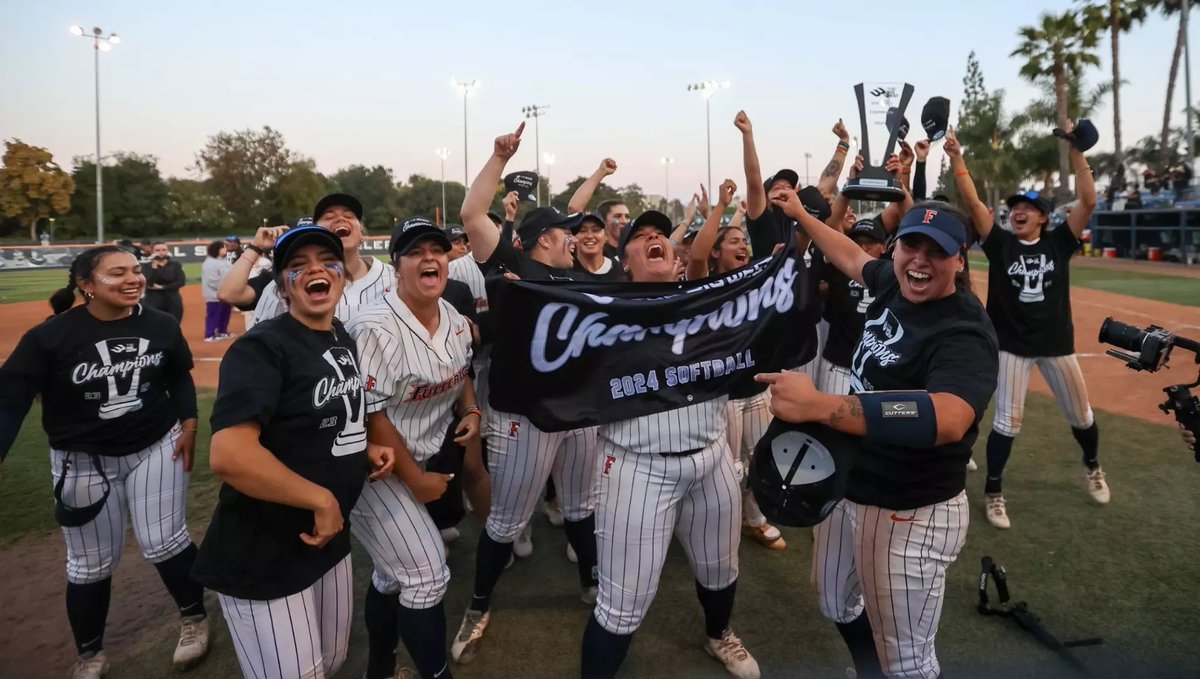 ON 🔝!

Congrats to Big West teams <a href="/UCIwsoc/">UCI Women's Soccer</a> &amp; <a href="/Fullerton_SB/">Titans Softball</a>  for finishing atop the 2023-24 <a href="/D1AAA_ADA/">DIAAA_ADA</a> All-Sports standings in their respective sports! 
#𝗢𝗻𝗹𝘆𝗧𝗵𝗲𝗕𝗼𝗹𝗱

More 🔗 nacda.com/sports/div1aaa…