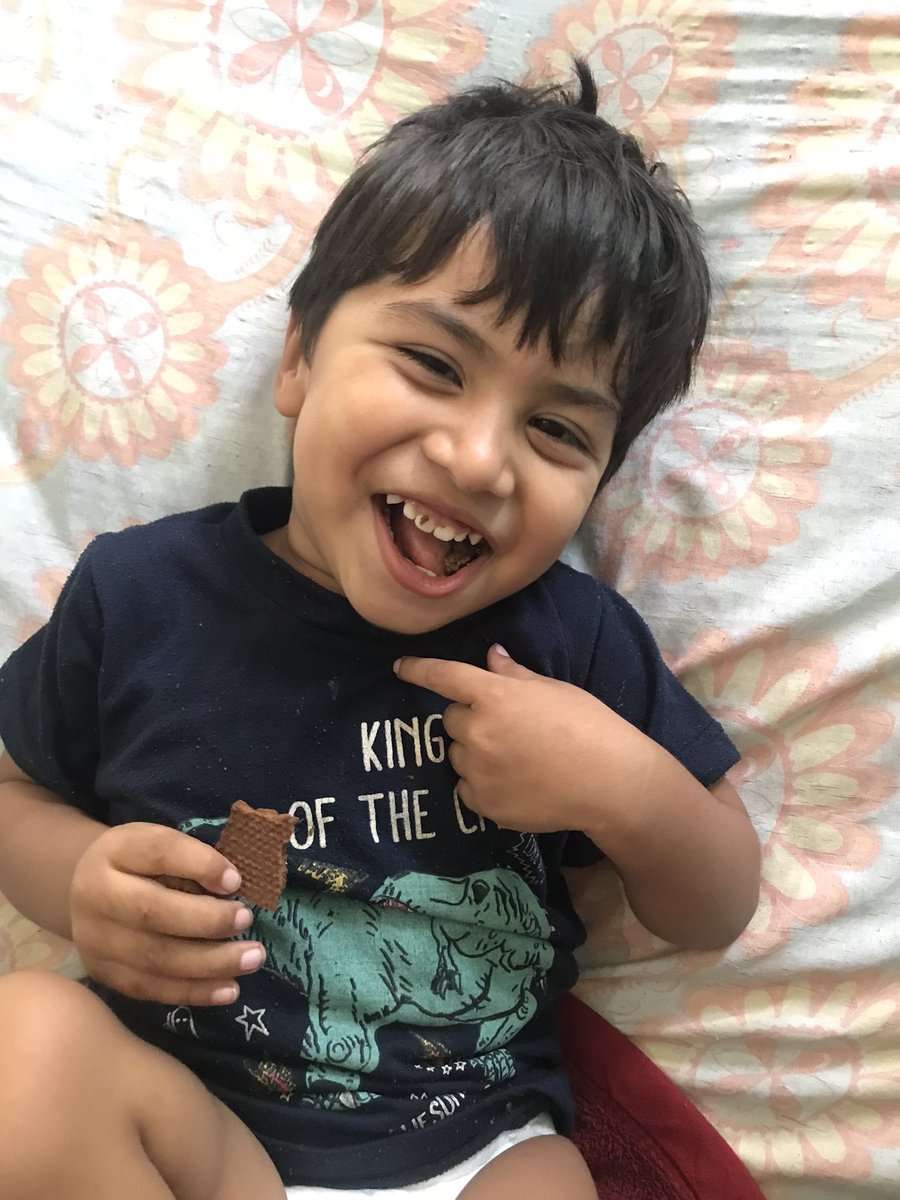 ludogmez's tweet photo. Su sonrisa y sus locuras siguen siendo una parte fundamental de mi vida, iluminando hasta los días más oscuros, acompañándome en todo lo que hago y siempre demostrándome lo feliz que puedo ser con tan poco 
Te amo y te amare para toda la vida❤️ https://t.co/lFdj23OfQ6