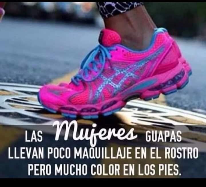 mikotirkin's tweet image. #EsCorrecto 👟👟