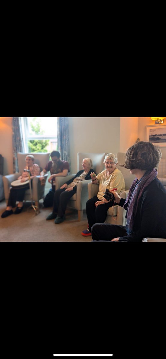 Oak Tree Lodge care home tweet media