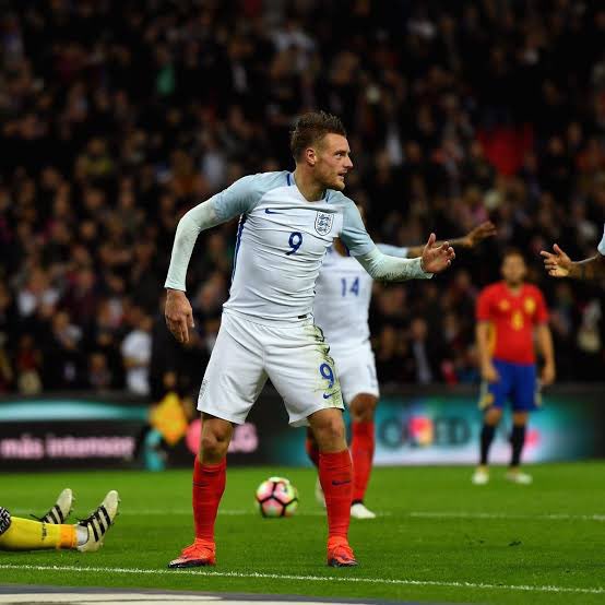 CFC_Janty's tweet photo. It’s a English or Spanish euros final https://t.co/uHVtGeybf1