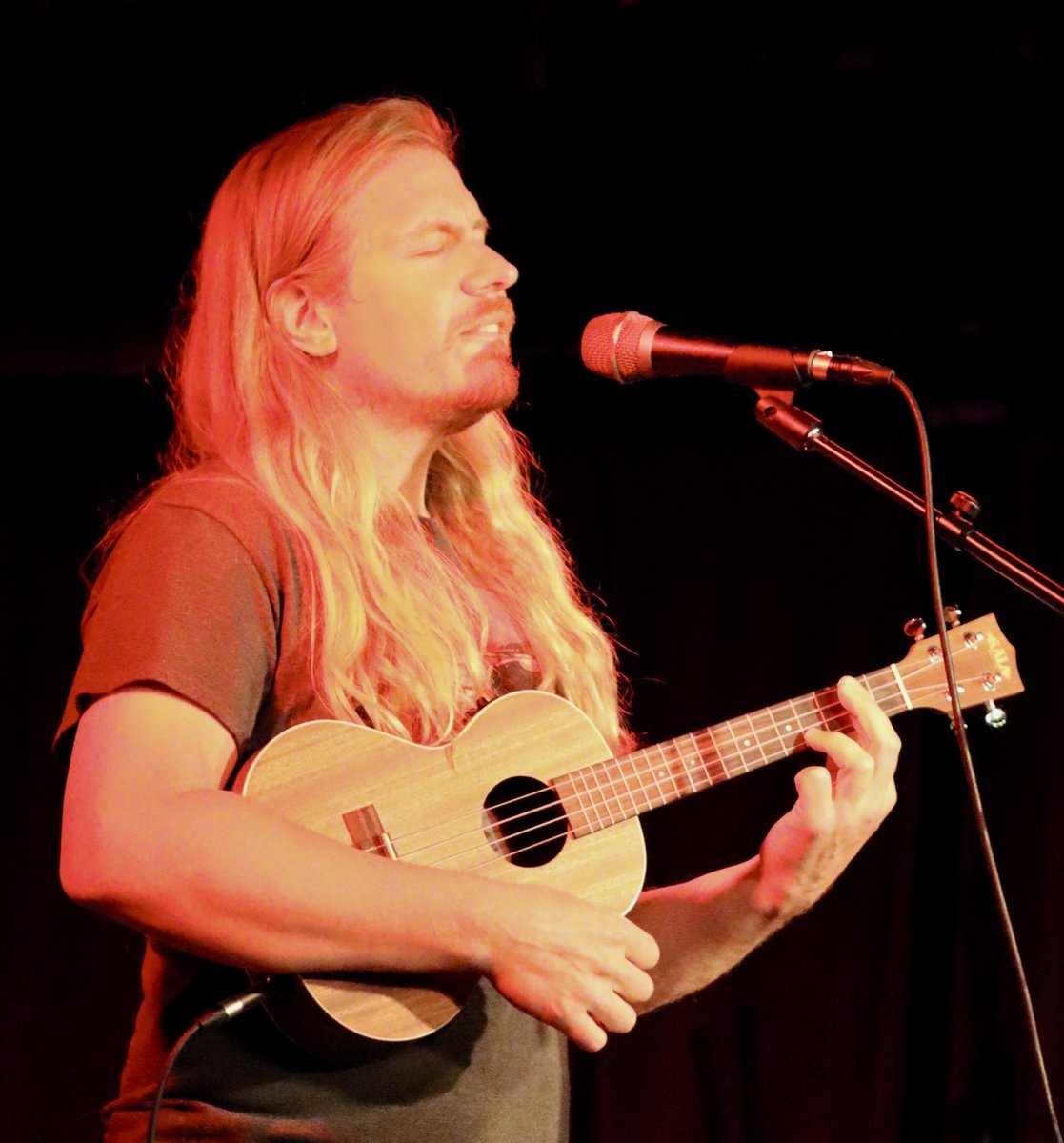 July Shows:

Sun 14th - Quayle's Brewery - Coldwater, ON

Thurs 18th - with Matthew Ryan Jacobs in The Edison Room  at The Block Co. - Burlington, ON 

Thurs 25th - Four Fathers Brewing - Cambridge, ON

Fri 26th - Brimstone Brewing - Ridgeway, ON

Photo: Steven Medeiros