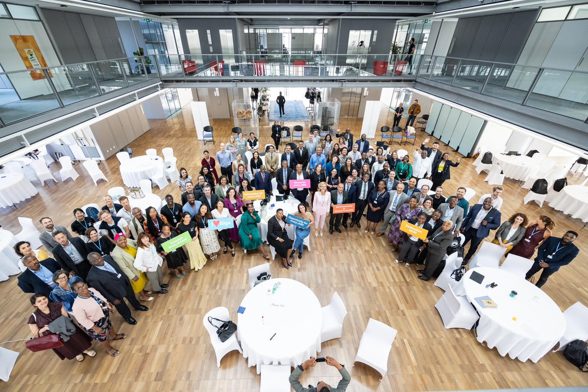 Gigaglobal's tweet photo. The #GigaConnectivityForum ended with resounding support for universal school connectivity to achieve a more equitable and inclusive society. The first-ever event created a strong sense of community and collaboration among the 160 attendees, including delegates from 25 countries. https://t.co/GQQsllqOc5