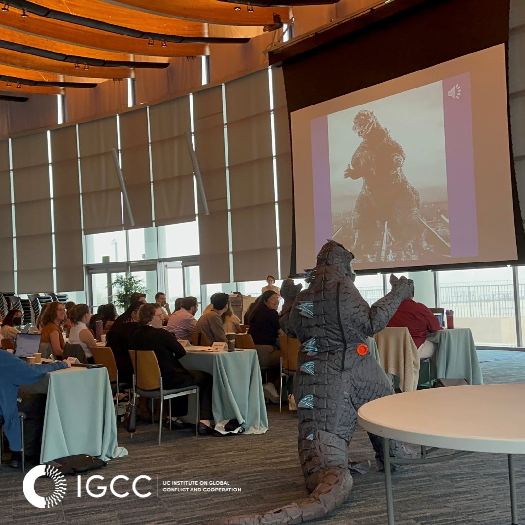 UCIGCC's tweet photo. Today's PPNT events included a hands-on activity on fuel cycle verification and monitoring led by Dr. Mark Schanfein (Idaho National Laboratory) &amp; a presentation on the international nonproliferation regime from Laura Rockwood (Vienna Center for Disarmament and Non-Proliferation) https://t.co/yLjdu5Fr3K