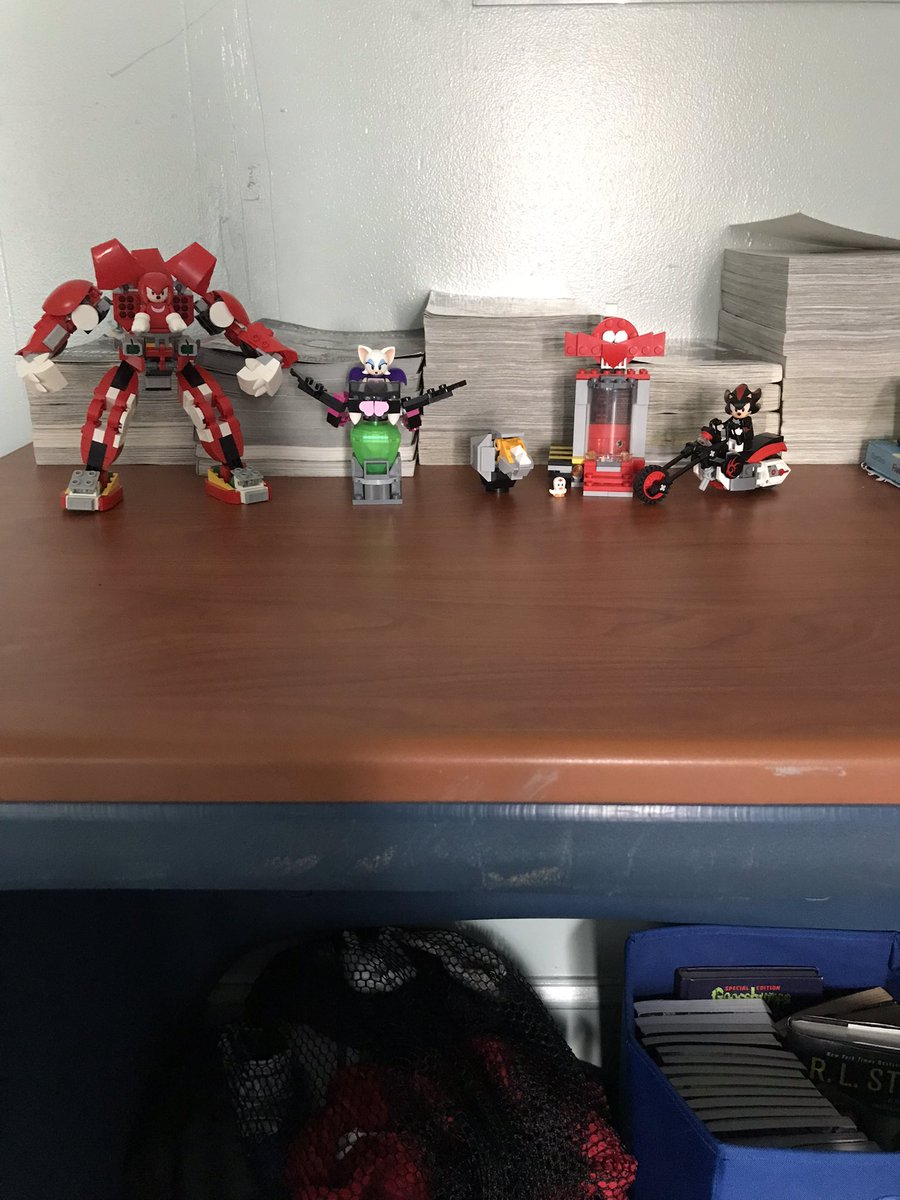 dmacdougal402's tweet photo. Got the sonic sets! I just finished building! https://t.co/1zQ1IQV1xr