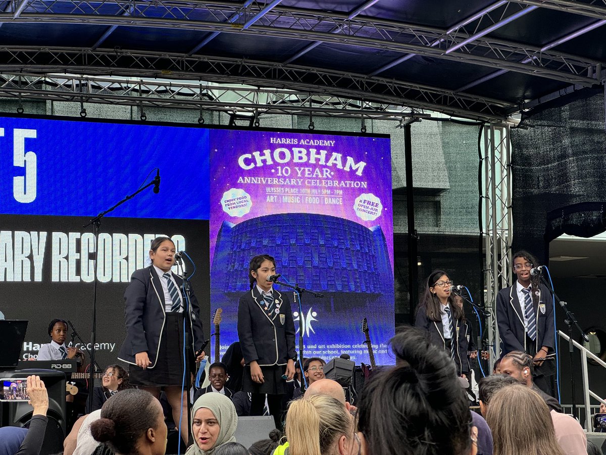 Wonderful to attend <a href="/chobhamacademy/">Harris Academy Chobham</a>’s 10 year anniversary celebration at Ulysses Place with <a href="/Dannny_K/">Cllr Danny Keeling 🌱</a>. So many incredible performances and art displays from the children and a great community that’s come out to celebrate the school.

Thanks for the invitation!