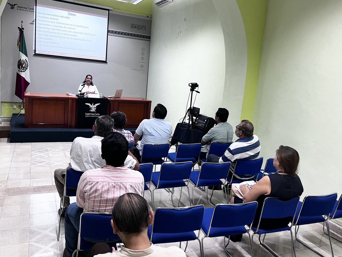 ITPCampeche's tweet photo. LLa Mtra. Teresa Dolz Ramos, Comisionada de la #COTAIPEC, impartió la Conferencia “Clasificación de la Información” en el auditorio de la Casa de la Cultura Jurídica de la Ciudad de San Francisco de Campeche a la comunidad jurídica y al público en general de la Entidad. https://t.co/ku3xNwHqAd
