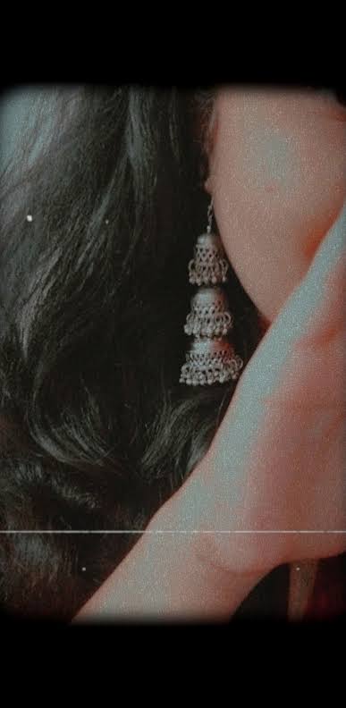 समय से महंगी होती है भावनाएं,
जो समझे उसे पर खर्च करिए..

#GoodNightTwitterWorld