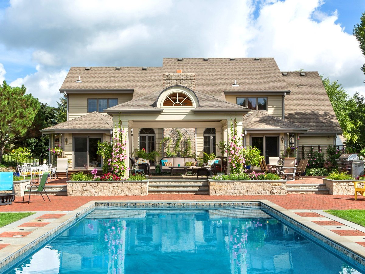DeepRiverLTD's tweet photo. There is no better way to spend a summer day then relaxing by the pool! This pool pavilion includes both a grill area and an open air lounge making it the perfect place to spend warm summer days. ☀️

 #poolpavilion #perfectplace #summerdays #spendasummerday https://t.co/3aXhXFeSnY