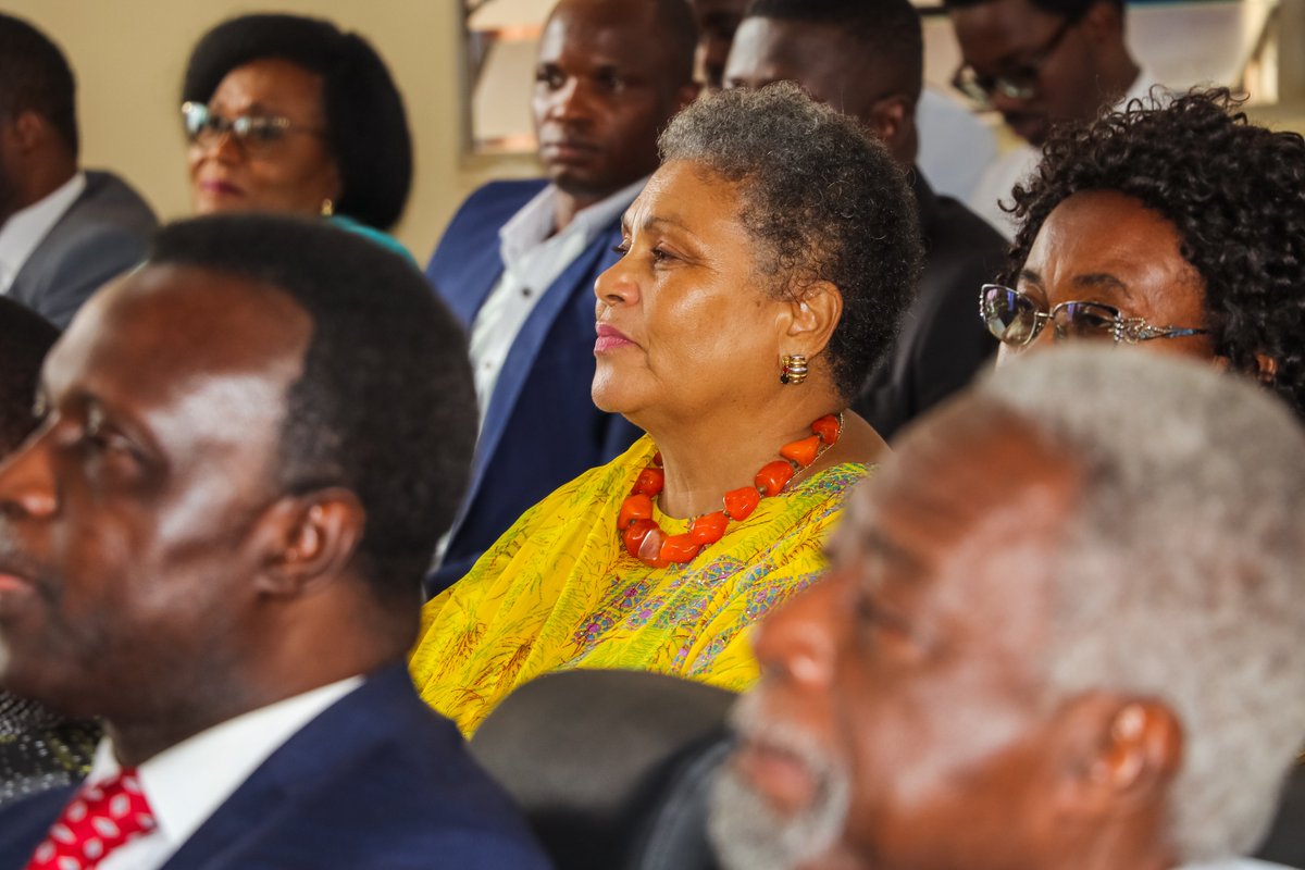 WIUCGHANA's tweet photo. We are grateful for all the support we received yesterday at the launch of our new cybersecurity and digital forensic lab T.o all our affiliate institutions, private bodies, government agencies, the university community and the general public

#wisconsin #wiucghanacyberlab https://t.co/kakrDH3KL5