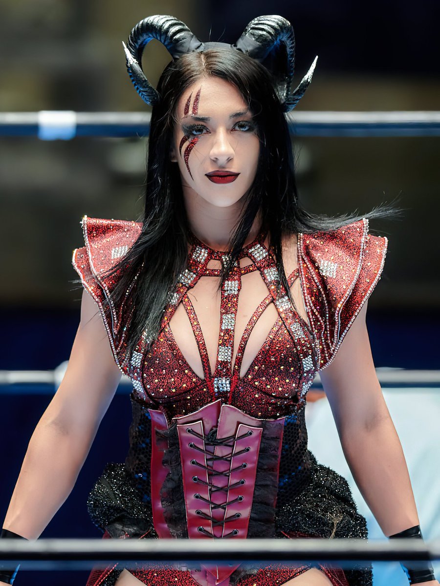 JulianWks's tweet photo. Stephanie Vaquer is set to leave for WWE which she will sign a multi-year deal for and it will be made official in coming hours or days according to @record_mexico https://t.co/8JjtL9QID6