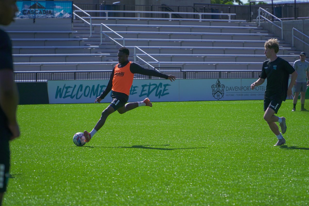 SpokaneVelocity's tweet photo. Out here grinding 🌊
#SpokaneVelocityFC #UpTheFalls #OutHereGrinding https://t.co/DbzVqX5uem