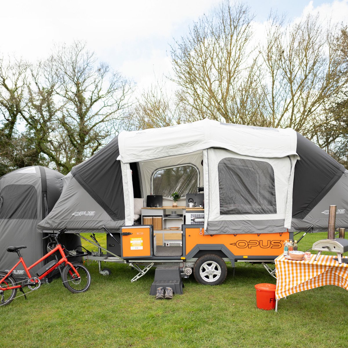 OPUSCamper's tweet photo. Here comes the sun, and with it a legion of leisure lovers swarming across the UK. Blow them all away with your self-inflating campsite companion, join the #OPUSfamily today!
#adventure #travel #camping #glamping #inflatable #foldingcamper #outdoors #explore https://t.co/l8RgbnqlFp