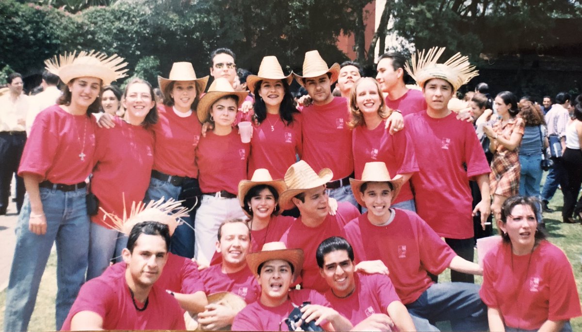 EmpresarialesUP's tweet photo. 📸✨ Recordar es volver a vivir ✨📸

Este sábado 13 de julio a las 9:00 AM nos reuniremos en la @UPMexico para un desayuno muy especial. 🥐☕️ ¡Egresados, los esperamos para compartir momentos inolvidables y revivir los mejores recuerdos! ✨

#UP #PanteraNoCualquiera https://t.co/1IvDRCLIBM