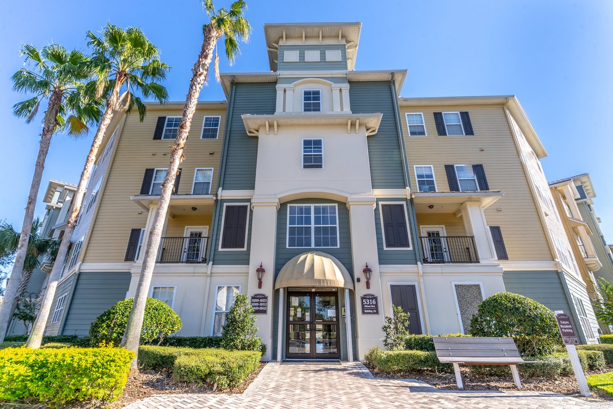 ConcordRENTS's tweet photo. ConcordRents Community Spotlight! Fountains at Millenia offers affordable apartment homes with immediate availability just minutes from The Millenia Mall and International Drive. Visit us today or apply online to secure your new apartment home! https://t.co/nen3zbASig https://t.co/qKB2v0In8K
