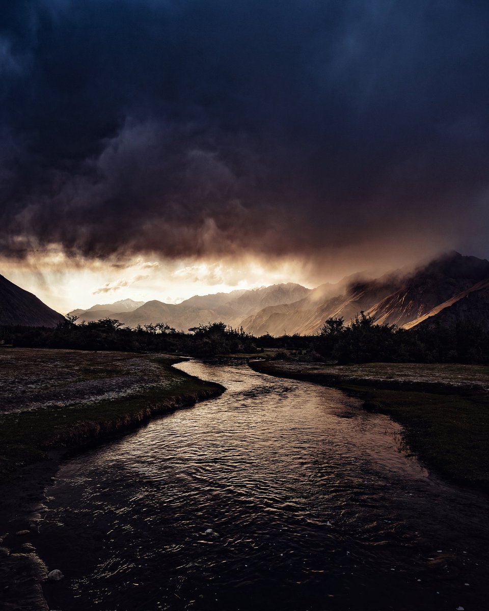 AudiPhotography's tweet photo. The magic of the mountains. 
Somewhere in Ladakh https://t.co/pfR3HKjaEg