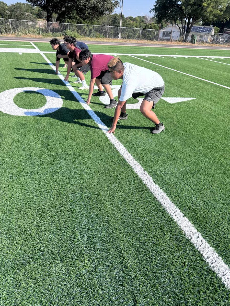 NSSteerFootball's tweet photo. Thank you to the North Side community, @FortWorthISD and @FWISDAthletics for our amazing new field turf!  Today was the first day our kids got to work on it and it feels great! #steersup https://t.co/wmZpYobu3e