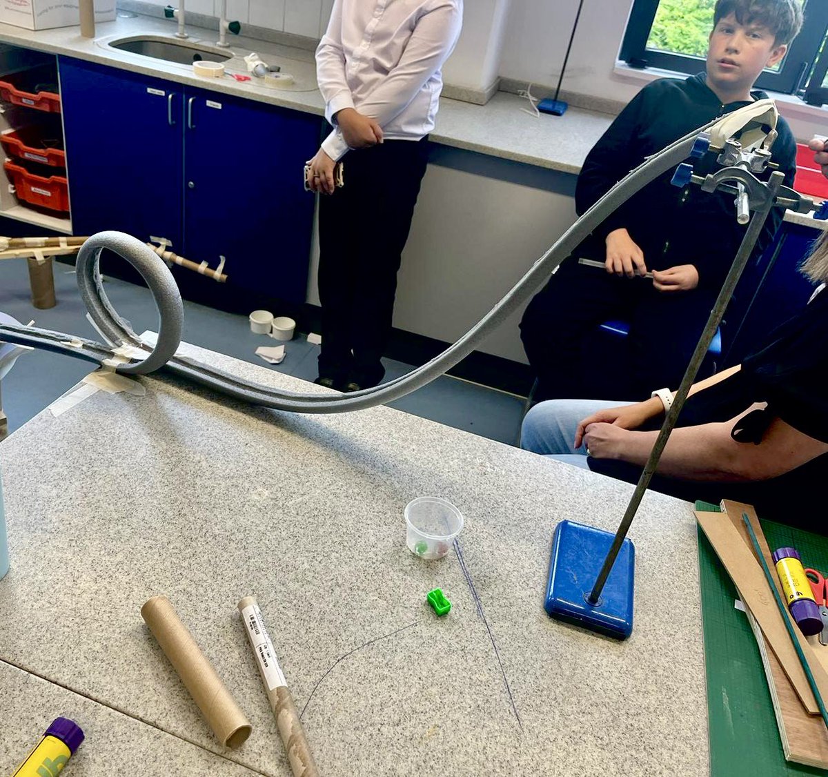 OrielHighSchool's tweet photo. Our #ScientificMayhem crew tried their hands at roller coaster design this afternoon with these amazing marble runs!! Rollercoaster π’ ππͺ #OrielScience #Challenge #Design #Physics #ActivitiesWeek2024 https://t.co/asuQ9COmlf