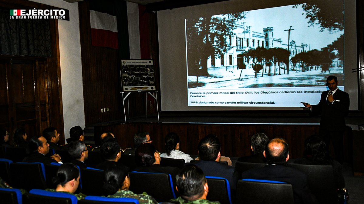 Defensamx1's tweet photo. “Excelencia educativa para servir a la patria”
Conmemoramos el XXIX Aniversario de la creación del Centro de Estudios del Ejército y Fuerza Aérea Mexicanos #CEEFA, donde hombres y mujeres continúan su desarrollo profesional para el desempeño de funciones en las áreas de administración de recursos humanos, inteligencia, logística y administración militar. #Tacubaya, #CDMX
#EjércitoMexicano #FuerzaAéreaMx #UnidosSomosLaGranFuerzaDeMéxico