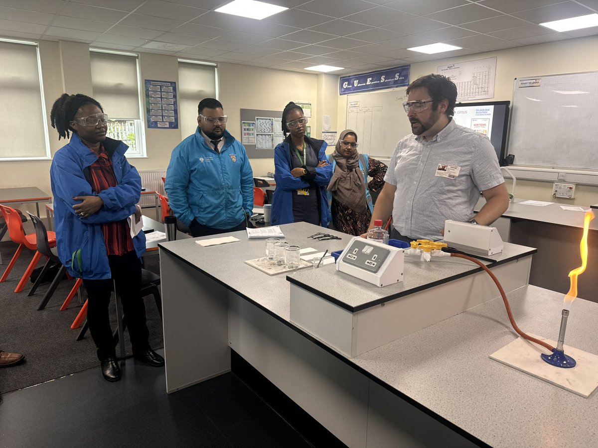 CHSBScienceDept's tweet photo. Excited about the awesome CPD session on "Showpiece Science Experiments"! Which one caught your eye the most? Can't wait to hear your favorite! #chsb #science #experiment #practicals #ScienceIsCool #ExperimentEnthusiast ๐งช๐ฌ https://t.co/AJ5kbLGEsE