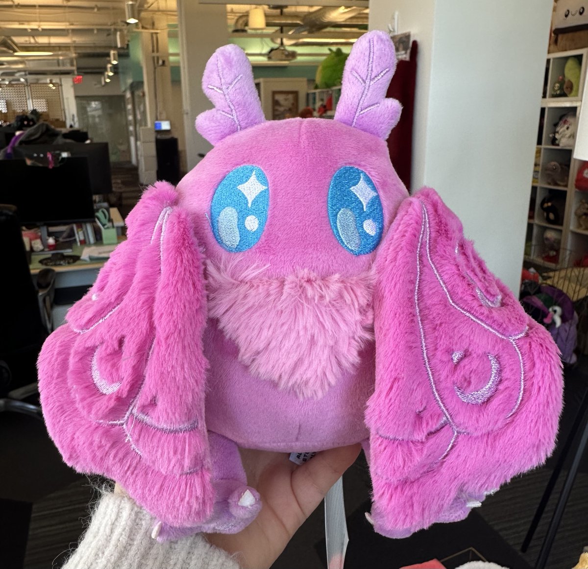 squishable's tweet photo. Little did you know we're actually working on TWO Pink Mothmen!! One is for a separate line, the other (Sakura Mothman!) would be a lone Mini. Do you have a preference of one style over the other, which one would you want first if you plan on buying both? Thank you!🌸🌸🔵🔵 https://t.co/b3EwqwZJrR