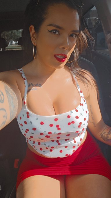 &iquest;Te gustan mis cerezas? 🍒 #cerezas #delicioso #MiercolesDeMorboYProvocaci&oacute;n https://t.co/TbDyj9DAlq<a href="/tag/cerezas"class="tags">#cerezas</a><a href="/tag/delicioso"class="tags">#delicioso</a><a href="/tag/miercolesdemorboyprovocaci%C3%B3n"class="tags"><span>#miercolesdemorboyprovocaci&oacute;n</span></a>