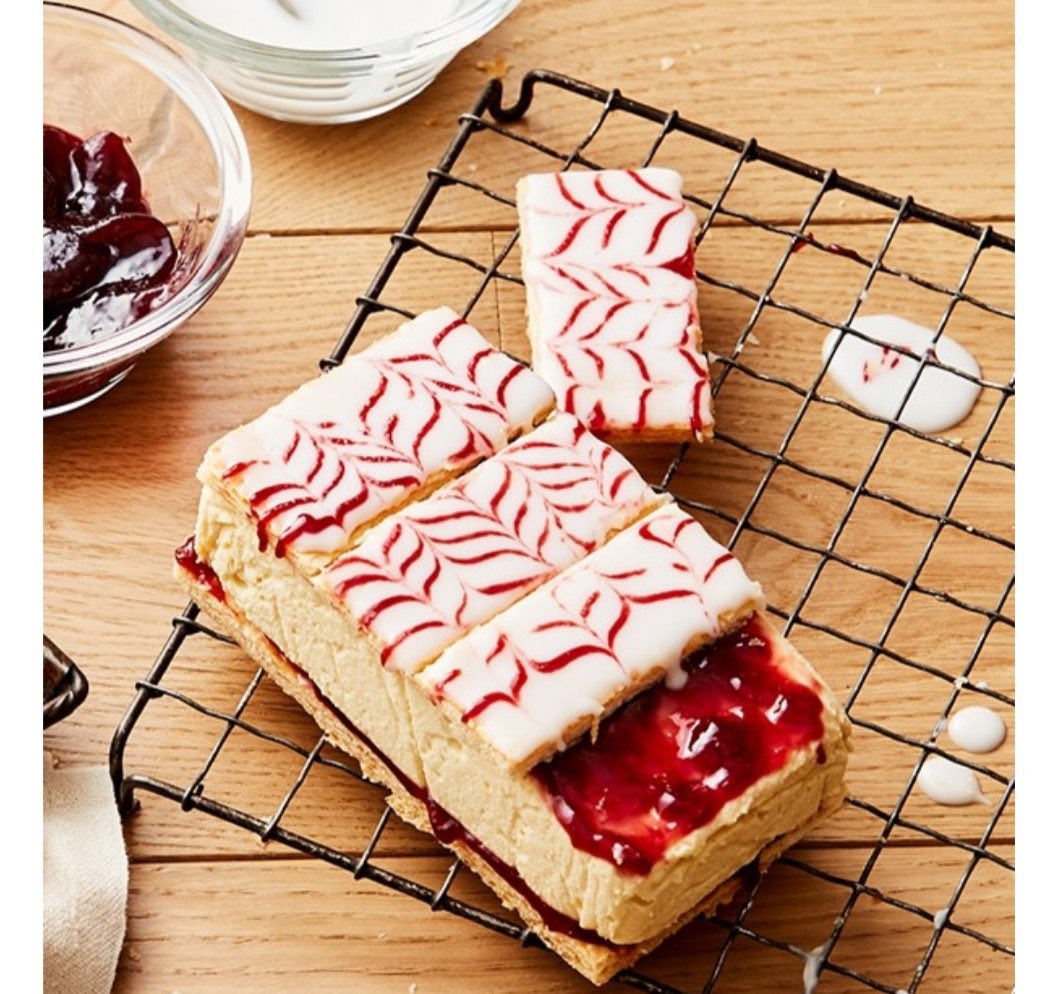 Lisa Bennison@Bettys tweet media