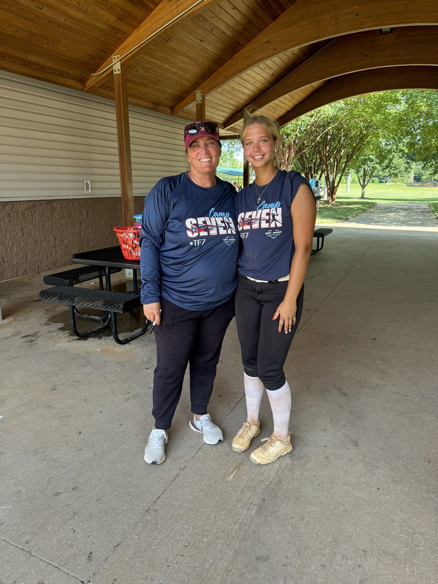 sambraddy18's tweet image. Had a great camp Monday and Tuesday at Camp 7!!! Such a great time with amazing coaches! Now on to Atlanta Legacy💪🏼@Coach_Alameda @coachbreneman @JuniorBailey @coachmere_16 @jerseypauley